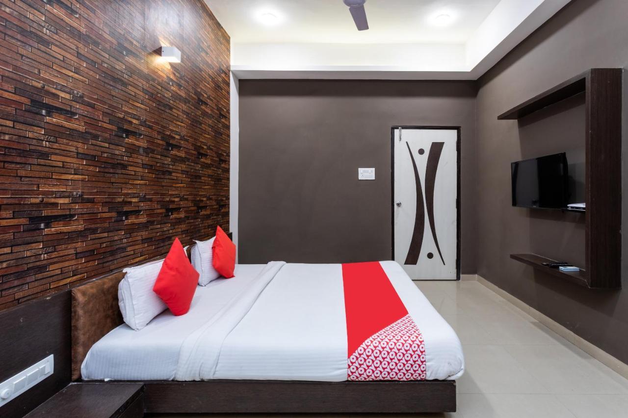 Oyo Hotel Badri Inn & Yatri Niwas Jabalpur Eksteriør bilde