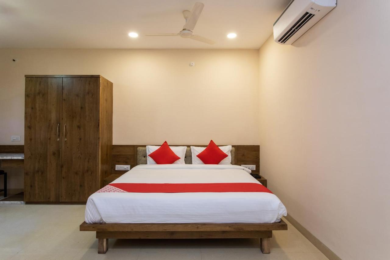 Oyo Hotel Badri Inn & Yatri Niwas Jabalpur Eksteriør bilde