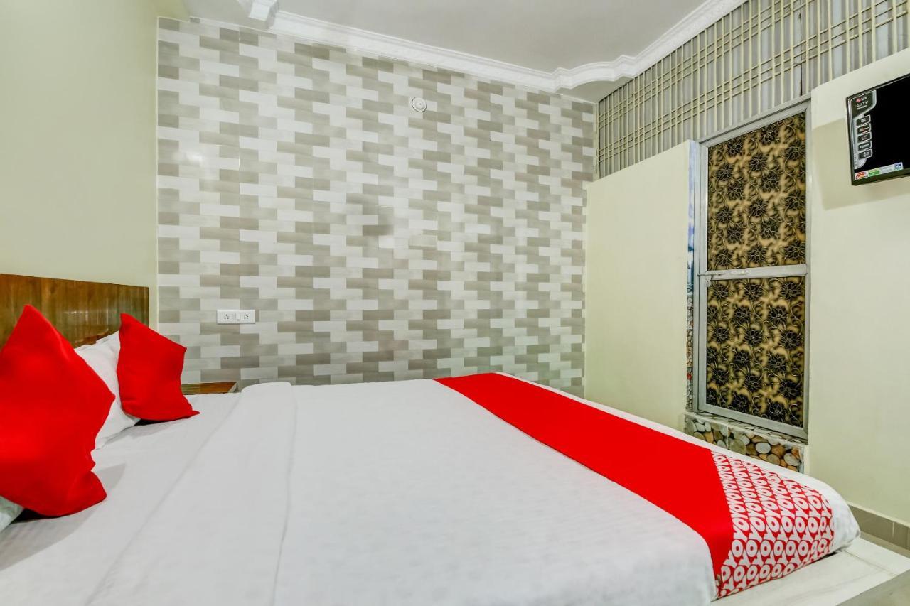 Oyo Hotel Badri Inn & Yatri Niwas Jabalpur Eksteriør bilde