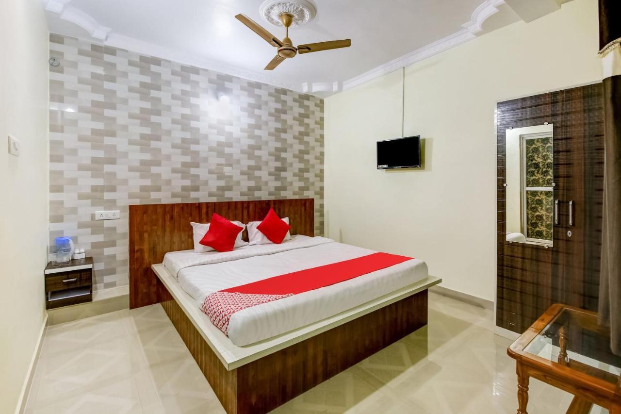 Oyo Hotel Badri Inn & Yatri Niwas Jabalpur Eksteriør bilde